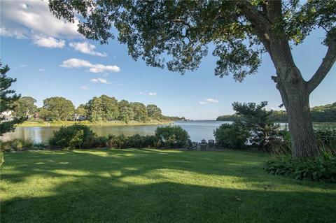 74 Hermit Dr, Warwick, RI 02889 photo 5