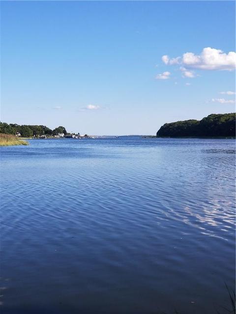 74 Hermit Dr, Warwick, RI 02889 photo 6