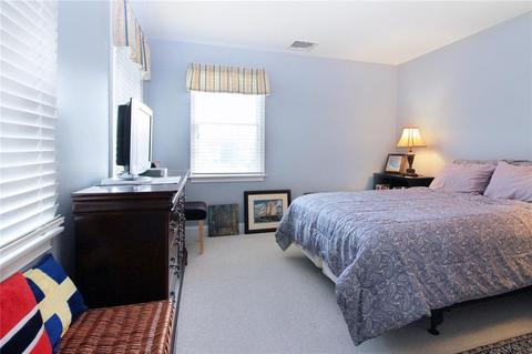 16 Paddock Ln, Middletown, RI 02842 photo 22