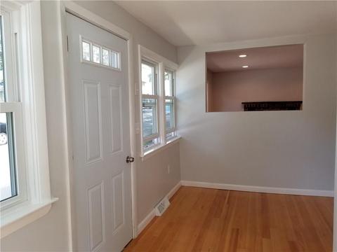 134 John St, Warwick, RI 02889 photo 5
