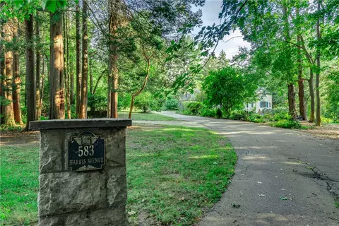 583 Harris Ave, Woonsocket, RI 02895 photo 8