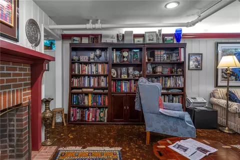 583 Harris Ave, Woonsocket, RI 02895 photo 28