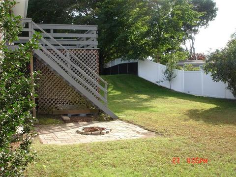 126 Dana St, Woonsocket, RI 02895 photo 5