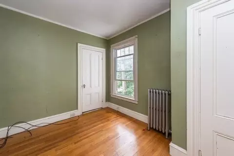 37 Summer St, Woonsocket, RI 02895 photo 17