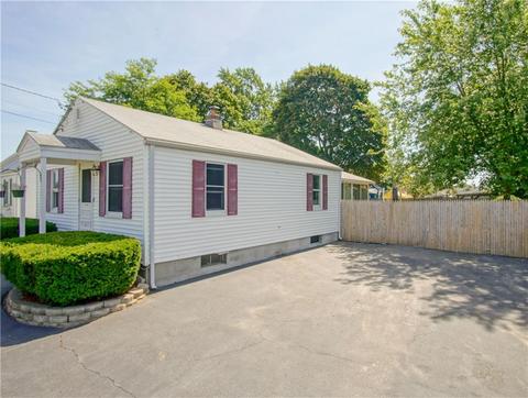 86 Falcon Ave, Warwick, RI 02888 photo 3