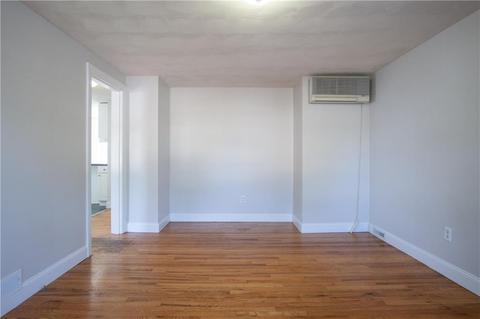 86 Falcon Ave, Warwick, RI 02888 photo 14