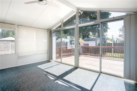 86 Falcon Ave, Warwick, RI 02888 photo 28