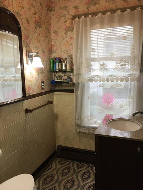 164 Huntington Ave, Woonsocket, RI 02895 photo 8