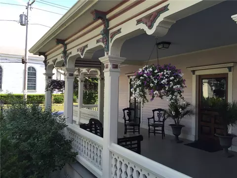 32 Broad St, Warren, RI 02885 photo 4