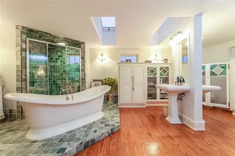 32 Broad St, Warren, RI 02885 photo 33