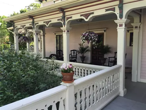 32 Broad St, Warren, RI 02885 photo 3