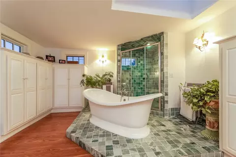 32 Broad St, Warren, RI 02885 photo 34