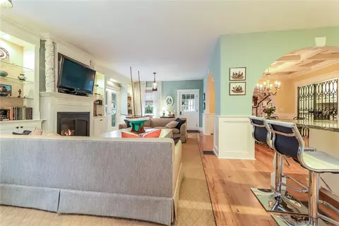 32 Broad St, Warren, RI 02885 photo 12