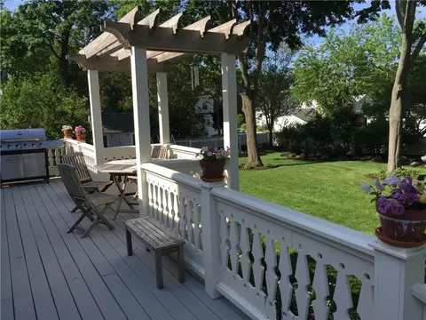 32 Broad St, Warren, RI 02885 photo 5