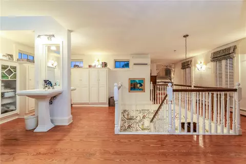 32 Broad St, Warren, RI 02885 photo 32