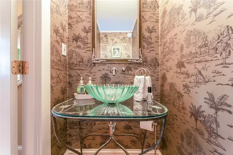 32 Broad St, Warren, RI 02885 photo 19