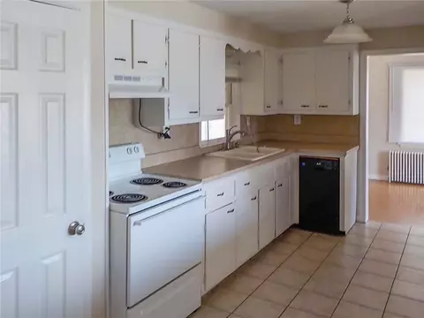 41 Long St, Warwick, RI 02886 photo 11