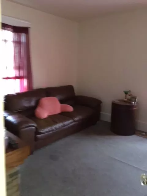 59 Roberts St, Woonsocket, RI 02895 photo 6