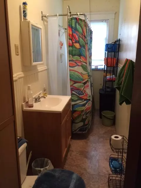 59 Roberts St, Woonsocket, RI 02895 photo 8