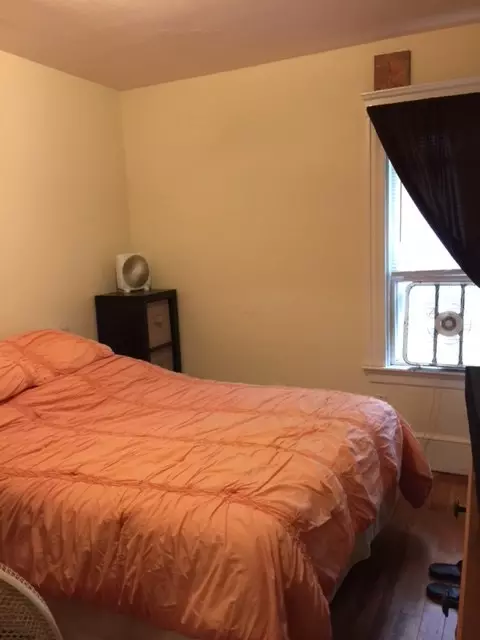 59 Roberts St, Woonsocket, RI 02895 photo 9