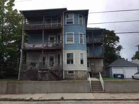 59 Roberts St, Woonsocket, RI 02895 photo 2
