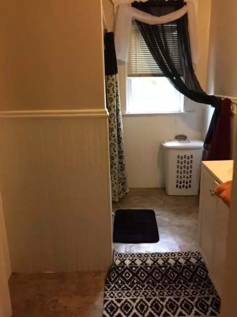 59 Roberts St, Woonsocket, RI 02895 photo 5