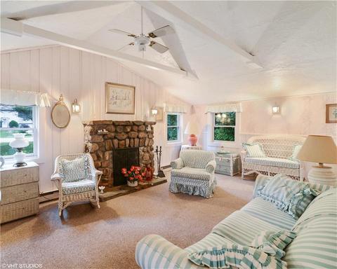 61 Shore Rd, Westerly, RI 02891 photo 4