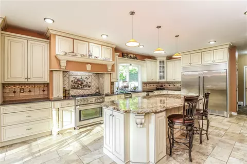 73 Ridge Dr, Exeter, RI 02822 photo 11