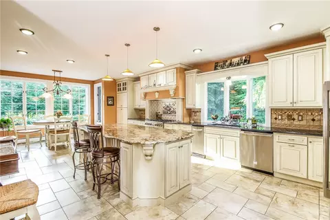 73 Ridge Dr, Exeter, RI 02822 photo 12