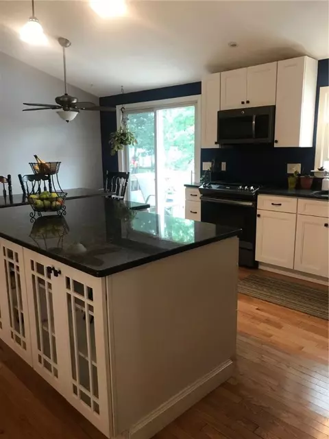 2 Monroe Dr, Coventry, RI 02816 photo 18