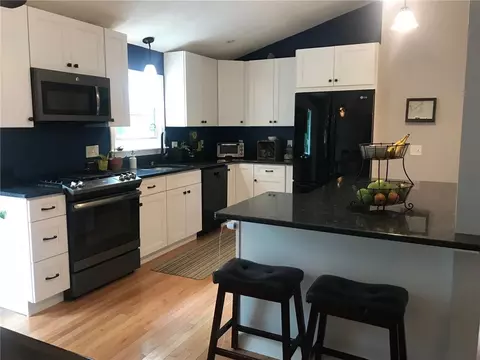 2 Monroe Dr, Coventry, RI 02816 photo 16