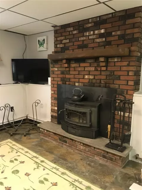 2 Monroe Dr, Coventry, RI 02816 photo 36