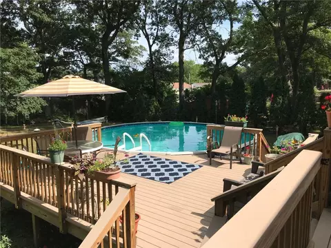 2 Monroe Dr, Coventry, RI 02816 photo 6