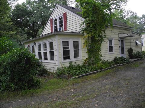 18 Florida Ave, Coventry, RI 02816 photo 1