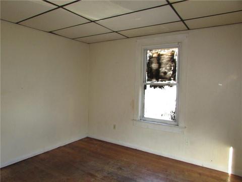 332 Paradis Ave, Woonsocket, RI 02895 photo 8