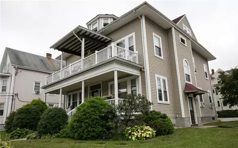 309 Carrington Ave, Woonsocket, RI 02895 photo 2