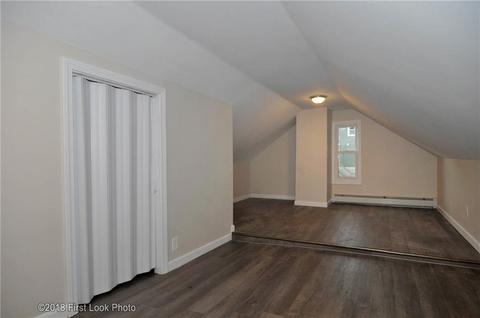 28 Bentley St, Woonsocket, RI 02895 photo 16