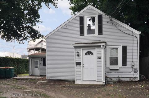 28 Bentley St, Woonsocket, RI 02895 photo 1