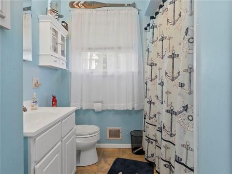 3 Aspinet Rd, Middletown, RI 02842 photo 7