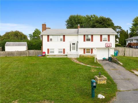3 Aspinet Rd, Middletown, RI 02842 photo 2
