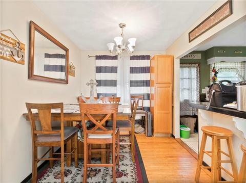 3 Aspinet Rd, Middletown, RI 02842 photo 5