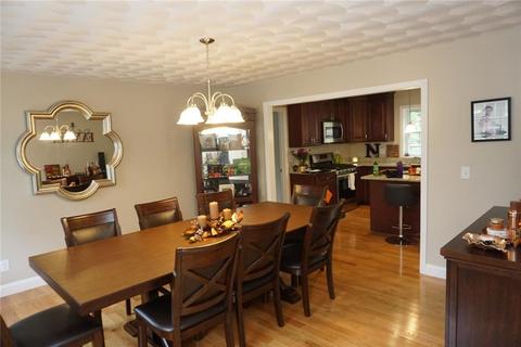 98 Gauthier Dr, Woonsocket, RI 02895 photo 8