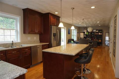 98 Gauthier Dr, Woonsocket, RI 02895 photo 15
