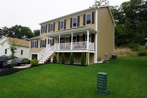 98 Gauthier Dr, Woonsocket, RI 02895 photo 2