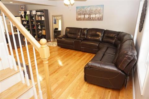 98 Gauthier Dr, Woonsocket, RI 02895 photo 5