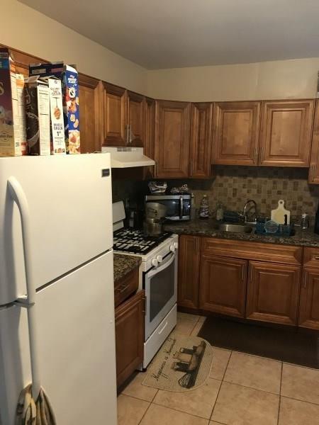130 7th Ave, Woonsocket, RI 02895 photo 17