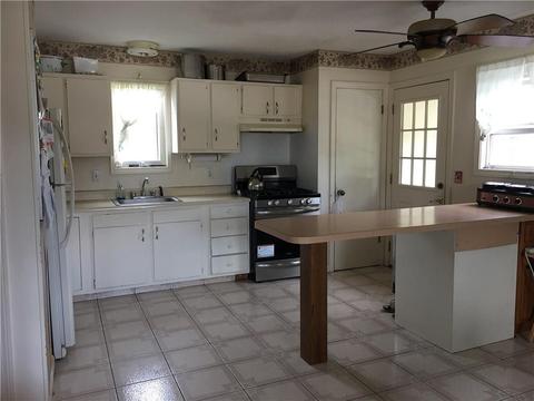 24 Spencer Dr, Westerly, RI 02891 photo 4