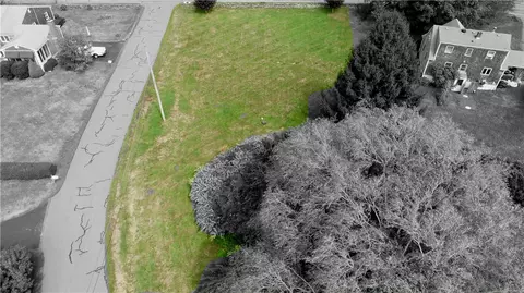 355 Third Beach Rd, Middletown, RI 02842 photo 5