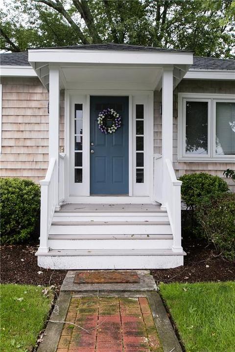 36 Summit Dr, Warren, RI 02885 photo 3