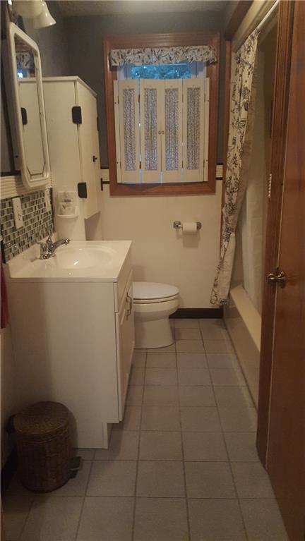 113 Arnold Rd, Coventry, RI 02816 photo 11